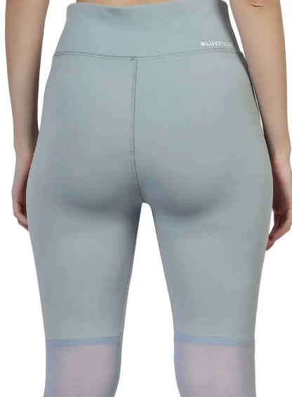 stretchable workout leggings