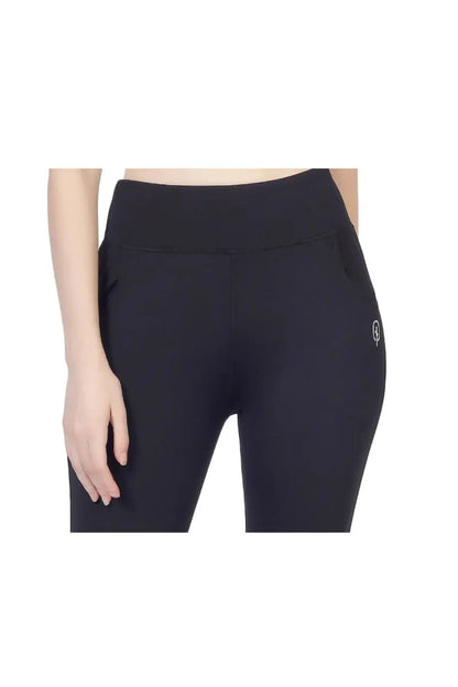 stretchable workout leggings